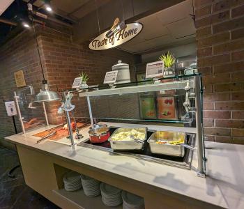 Taste of Home station at Governors Dining Center, which serves comfort food.